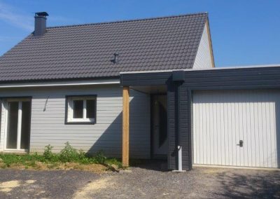 Maison de plein pied avec garage à Moreuil (80)